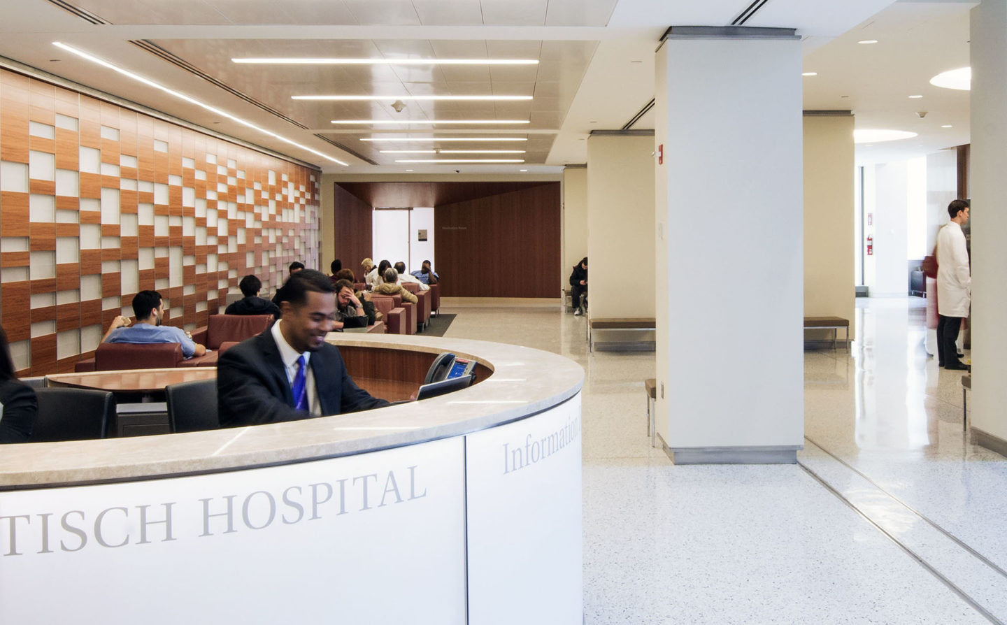 0916_Tisch-lobby-desk