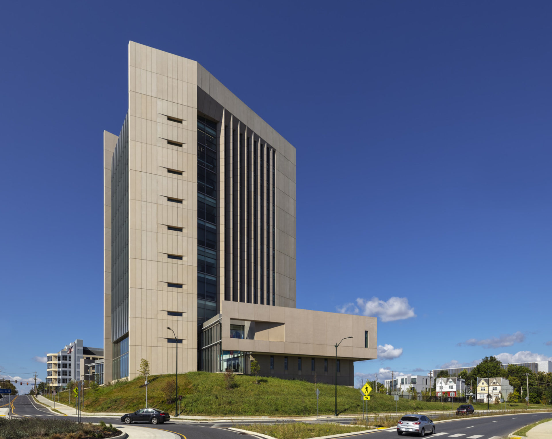 Ennead-1629-GSA-Harrisburg-Rambo-Courthouse-01-FinalExtPhoto-0021_medium