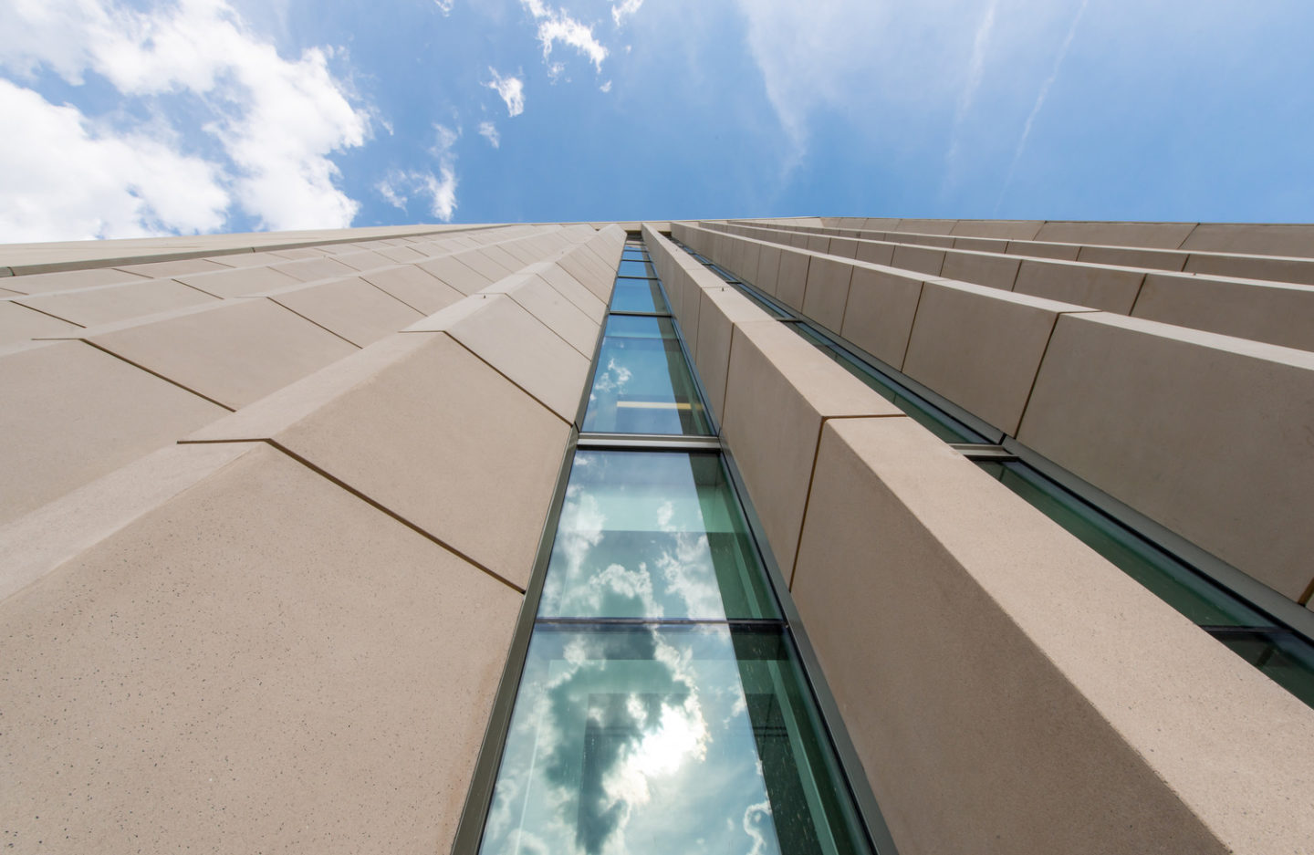 Ennead-1629-GSA-Harrisburg-Rambo-Courthouse-01-FinalExtPhoto-0048_medium