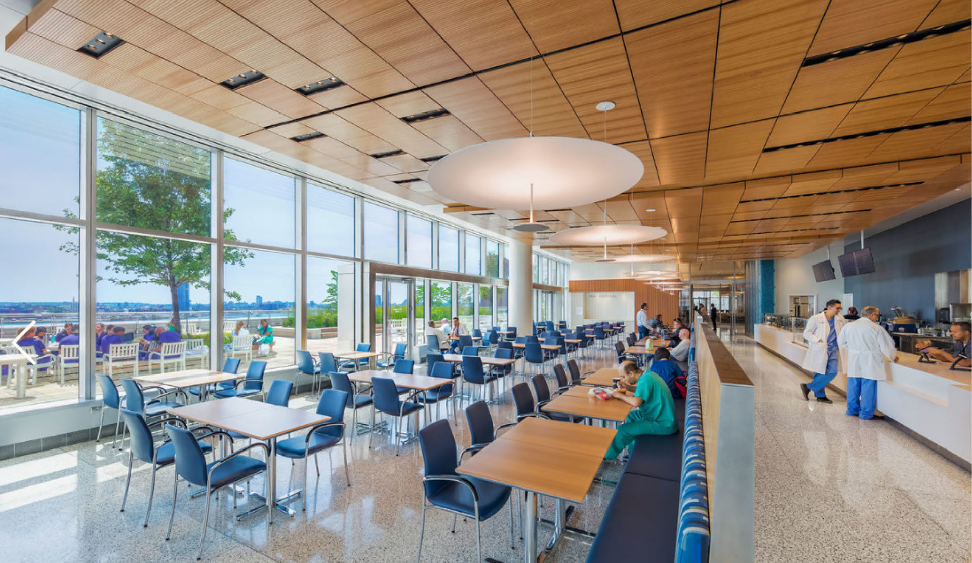 1013_7thFL-Cafe-Patio_Amenities-SS_Sized
